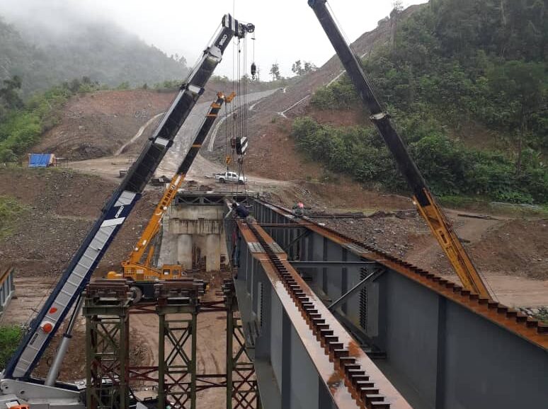 Tambunan 110m span steel bridge (3)